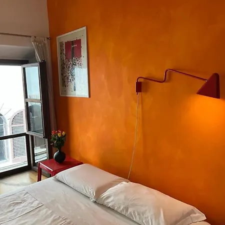 Dependace Il David Di Michelangelo * Florença